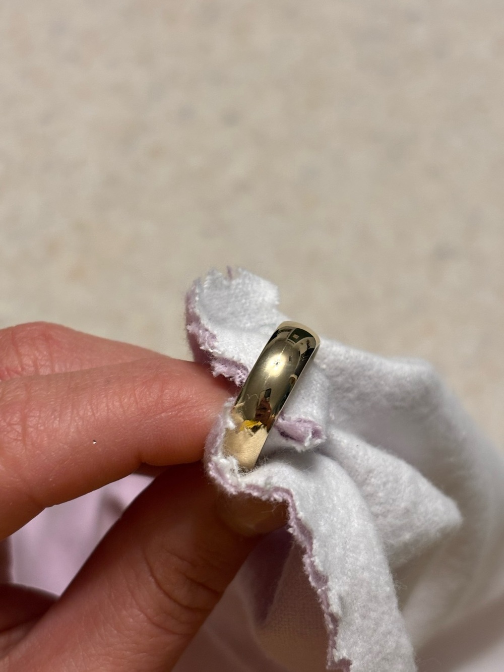 Mens gold wedding band